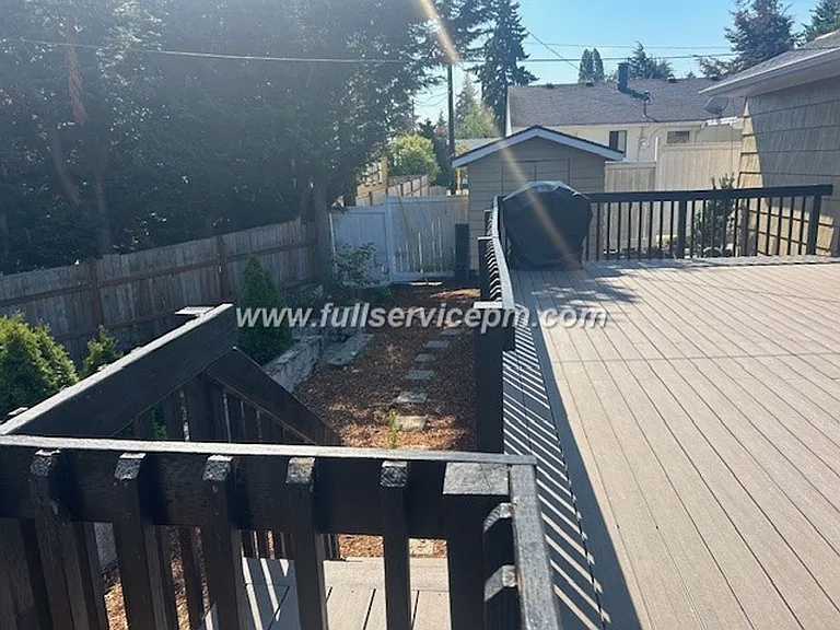 9322 31st Ave SW — Photo 36