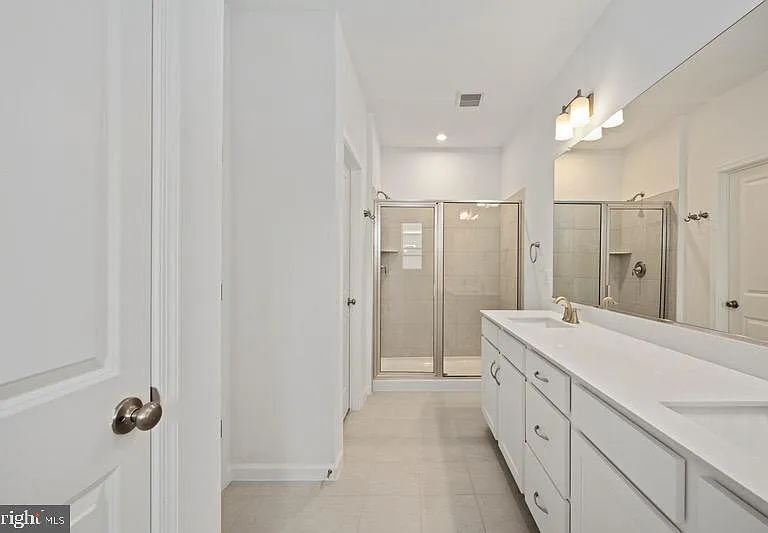2534 Neabsco Common Pl — Photo 22
