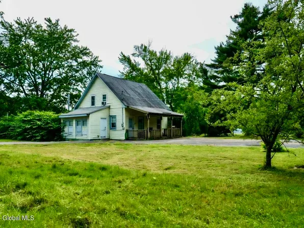 17 Sherwood Avenue, Rensselaer, NY 12144