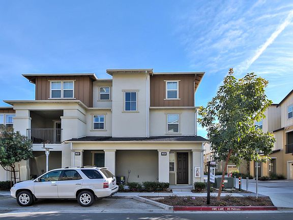 2nd image of 1396 Coyote Creek Way