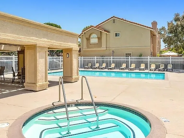 10916 Creekbridge Pl — Photo 21