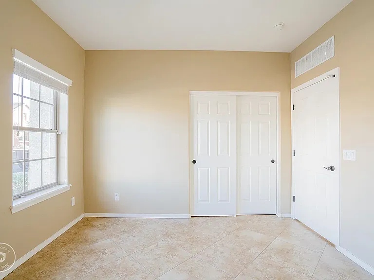 8971 W Northview Ave — Photo 15