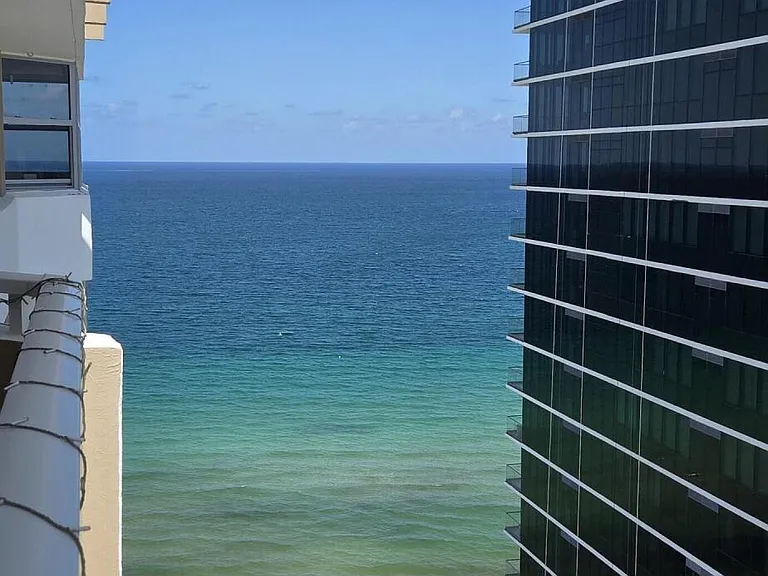 1980 S Ocean Dr #22C — Photo 2