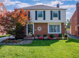 2363 Lalemant Rd, University Heights, OH 44118