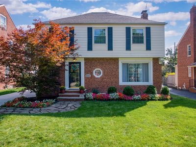 2363 Lalemant Rd, University Heights, OH, 44118