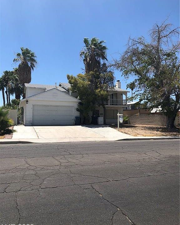 1st image of 3043 Topaz St