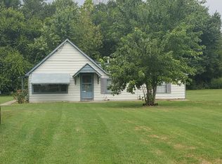 3619 Camp Ground Rd, Louisville, KY 40211