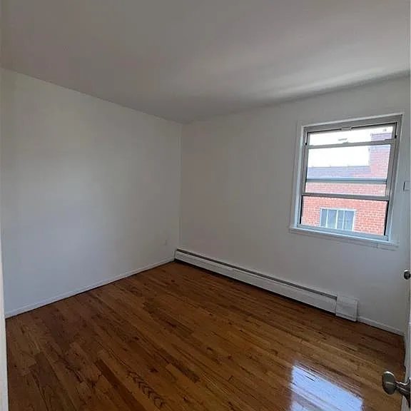 1253 E 72nd St #1 — Photo 2