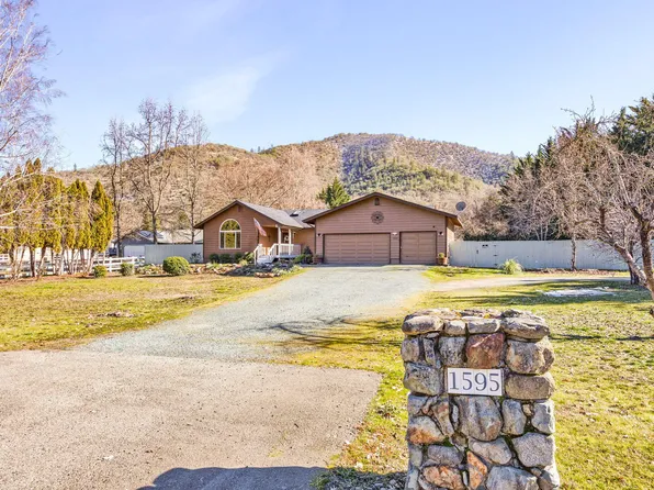 1595 Rogue River Hwy, Gold Hill, OR 97525