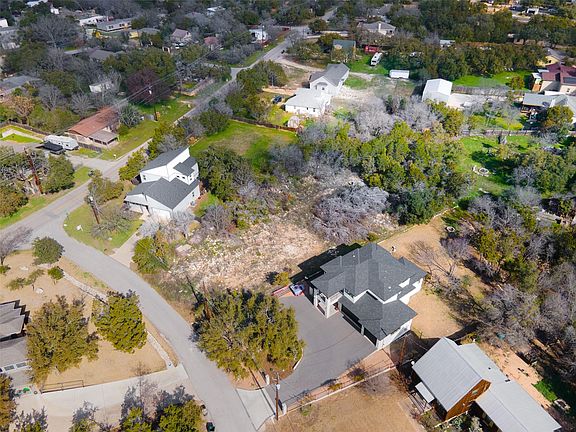 5th image of 14432 Tuscola Cir