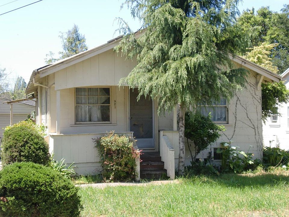 1st image of 921 N 5th St