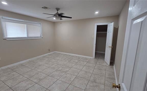 4th image of 440 34th St