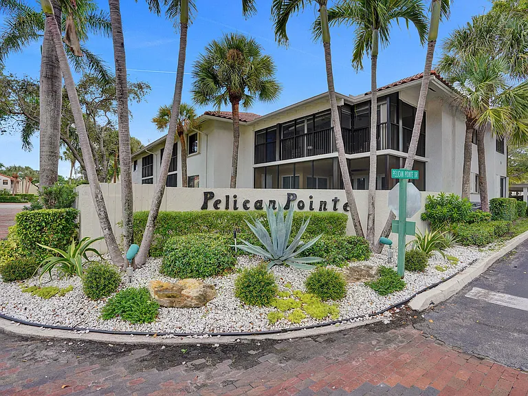 65 Pelican Pointe Dr #2030 — Photo 4