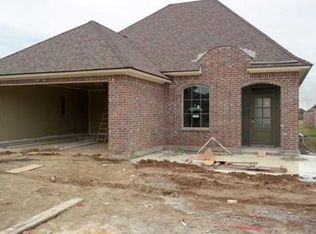 112 Spring Cypress Dr, Broussard, LA 70518