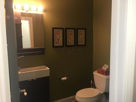 3rd image of 84 E Main St