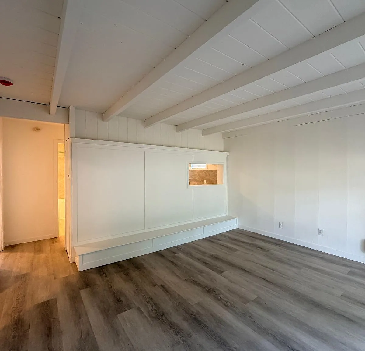 3 bed, 1300 sqft, $3,400 — Photo 3