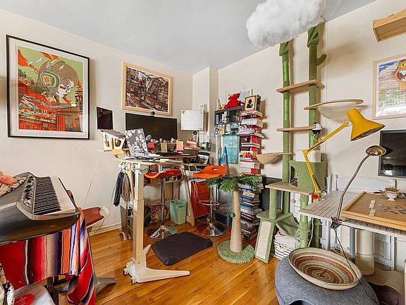 5th image of 285 E 35th St APT 6K