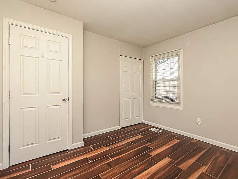 1240 Berwald Dr — Photo 10