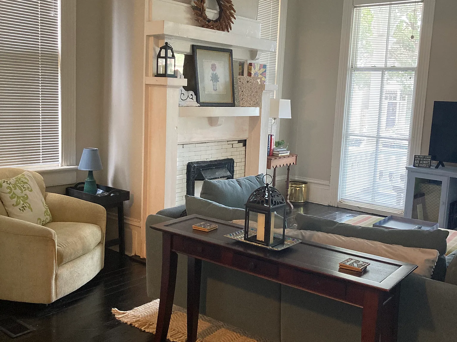 2 bed, 1300 sqft, $2,800 — Photo 2