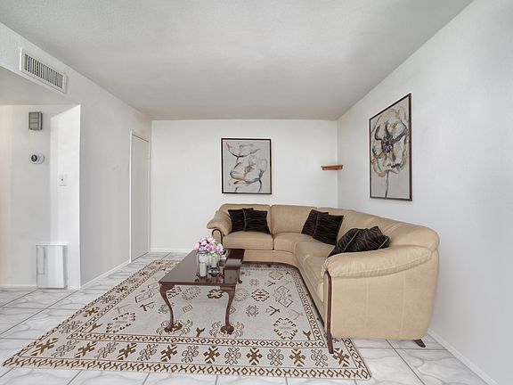 3rd image of 4614 Grand Manor Dr #1