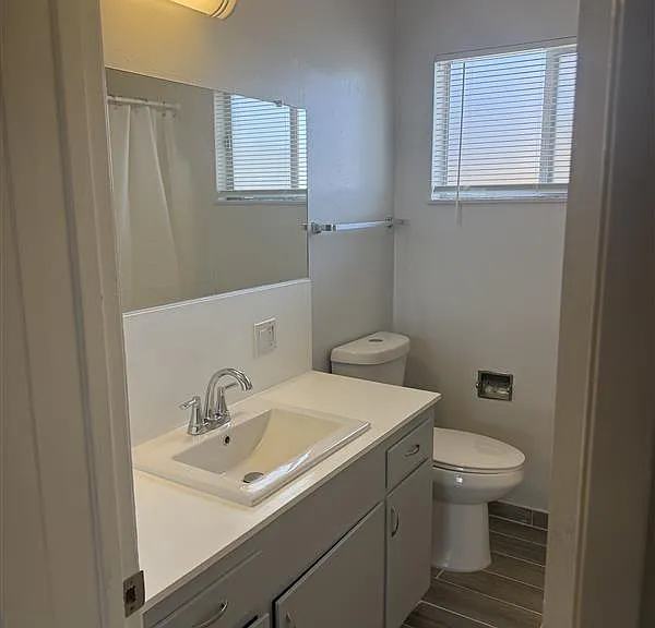 921 Cedar Ave #9 — Photo 20