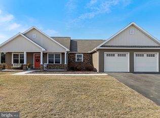 659 Warm Spring Rd, Chambersburg, PA 17202