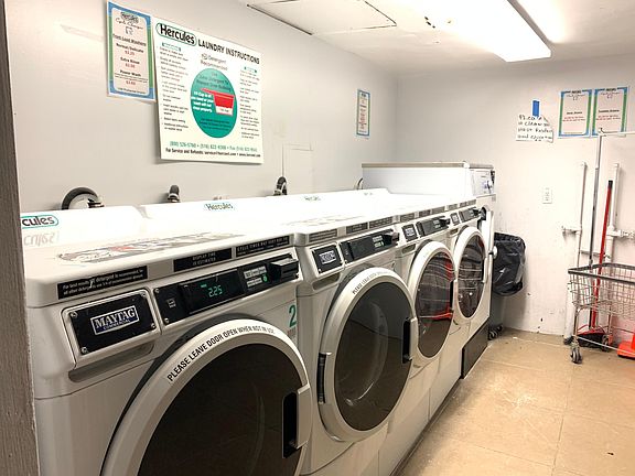 2nd image of 1100 Warburton Ave APT 1M