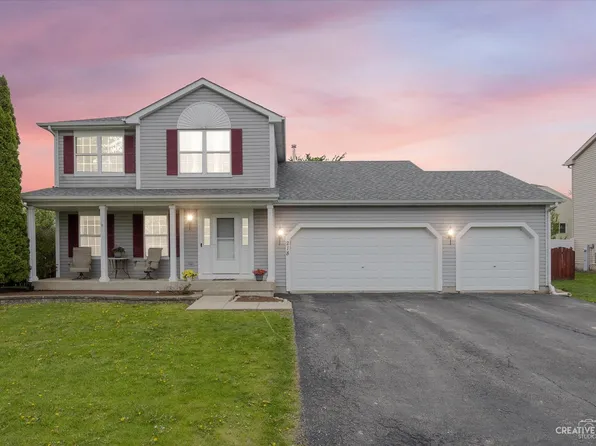 218 W Fernglen Ave, Cortland, IL 60112