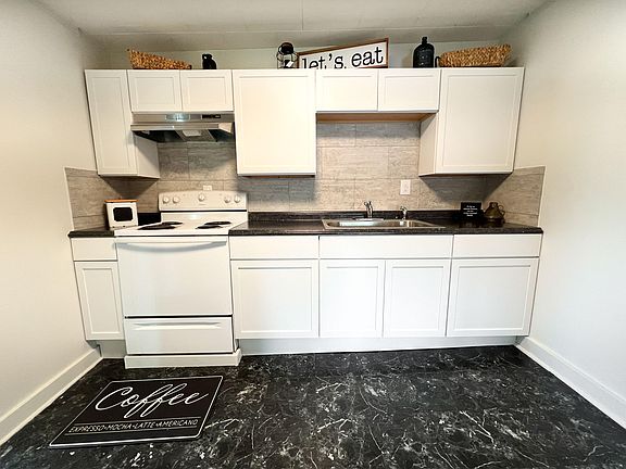4th image of 500 1st Ave N