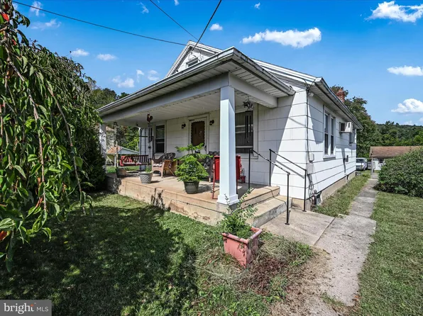 58 N Kittatinny Rd, Lehighton, PA 18235