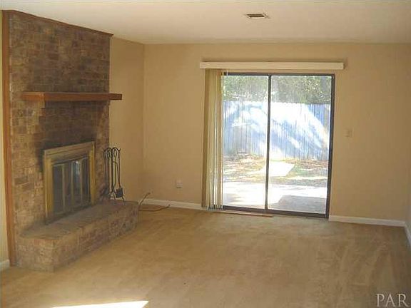 4th image of 4025 Renoir St