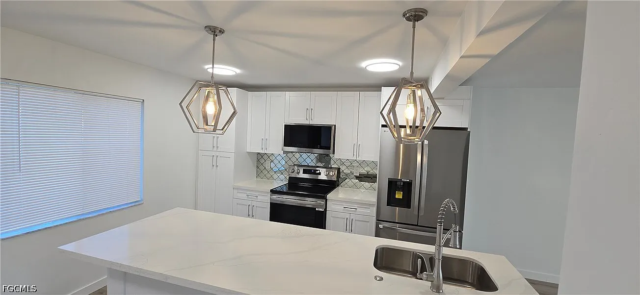 2 bed, 2.0 bath, 1115 sqft, $1,850 — Photo 4