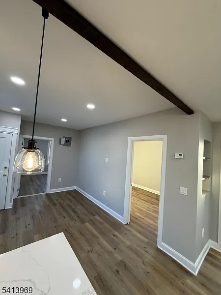 2 bed, 1.0 bath, $2,500 — Photo 4