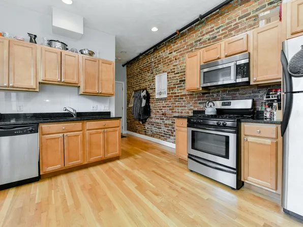 158 Cottage St APT 4R, East Boston, MA 02128