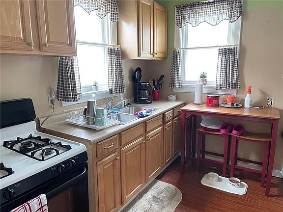 5th image of 1337 Patterson Ave
