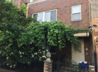2558 Crescent St, Astoria, NY 11102