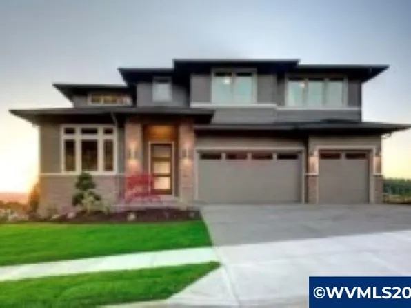 13505 SE Mountain Crest Dr, Happy Valley, OR 97086