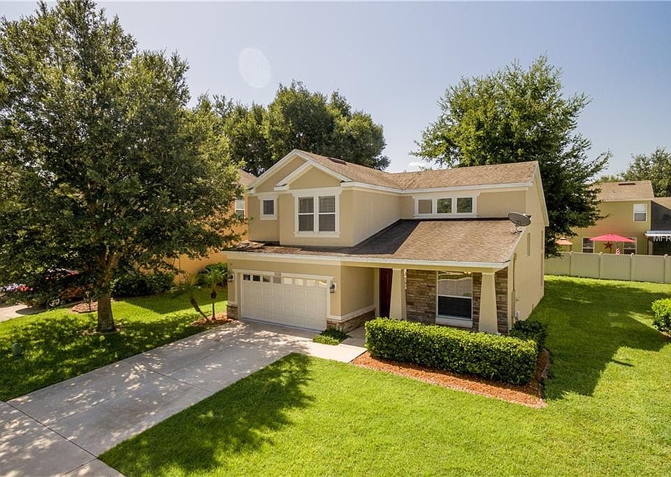 1st image of 3318 Oak Brook Ln