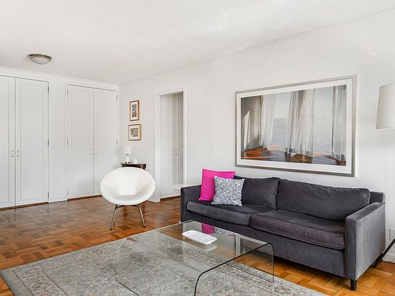 4th image of 137 E 36th St #7C