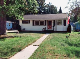 1020 W Carroll St, Portage, WI 53901