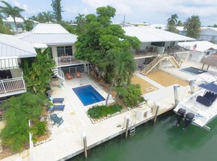 701 9th St, Key Colony Beach, FL 33051