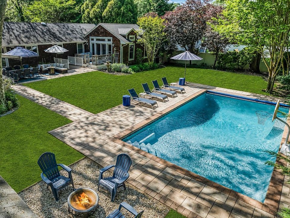 1st image of 530 Woodcliff Drive