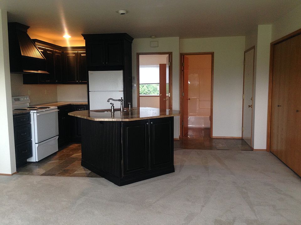 Open & Updated Kitchen