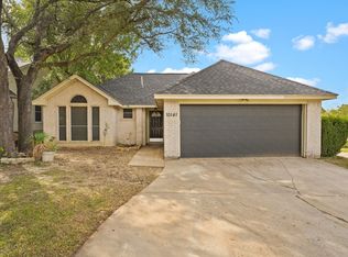 10141 Long Rifle Dr, Fort Worth, TX 76108