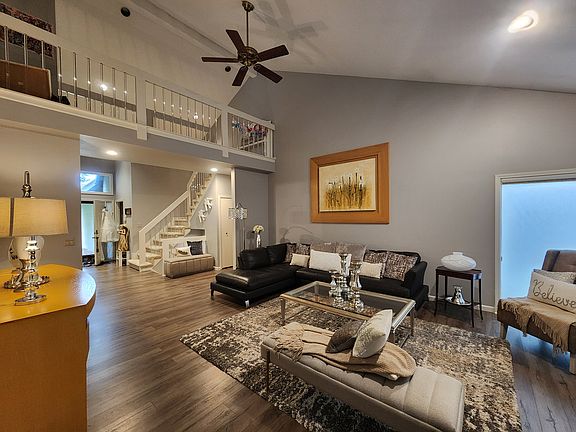 2nd image of 47348 Cider Mill Dr #4