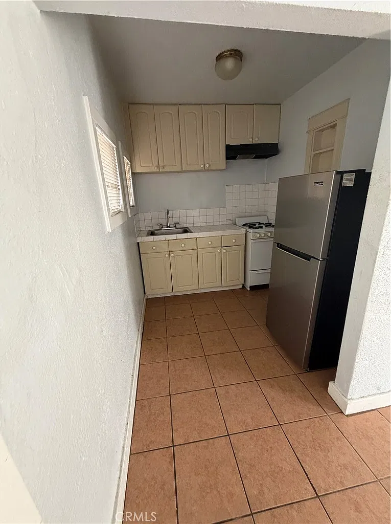 1 bed, 600 sqft, $1,550 — Photo 2