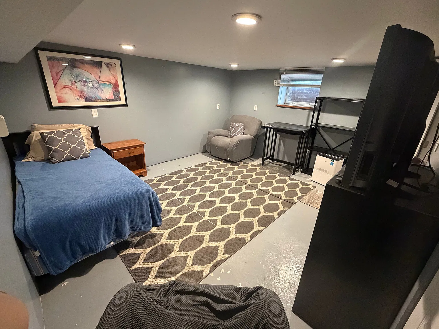 Furnished Room in South Columbus! Utilities included! — Photo 2