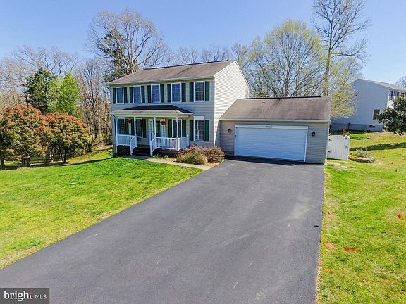 2nd image of 9401 Andrews Mill Ln