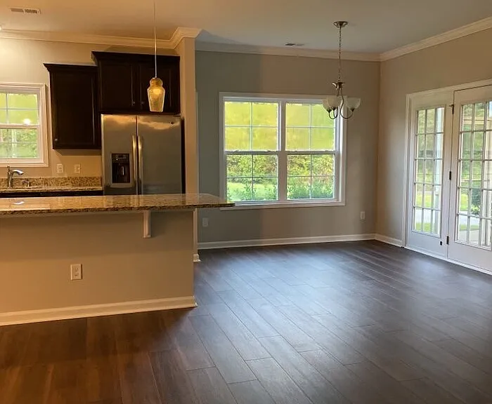 430 Forsythia Ave — Photo 13