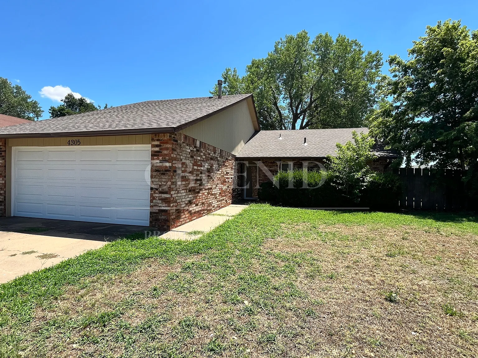3 bed, 1257 sqft, $1,450 — Photo 2
